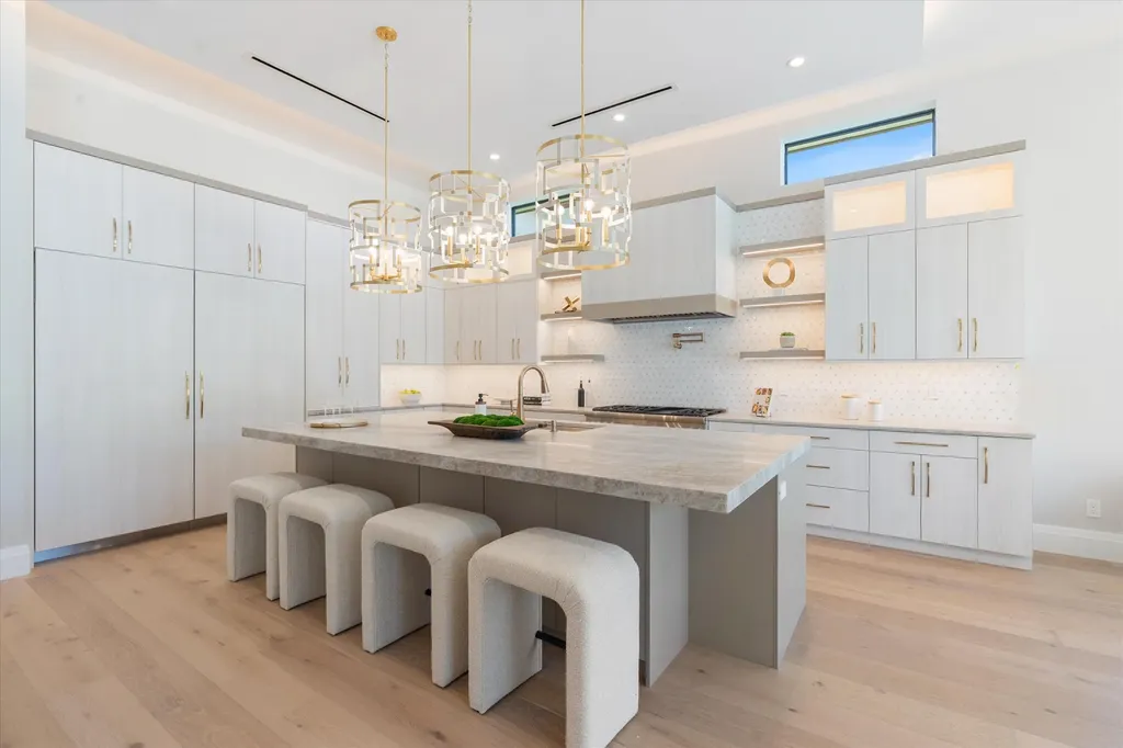 531 NW 13th Street Delray Beach FL 33444