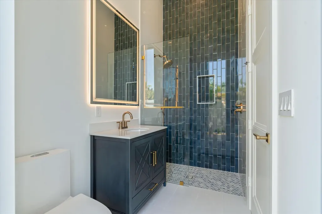 531 NW 13th Street Delray Beach FL 33444