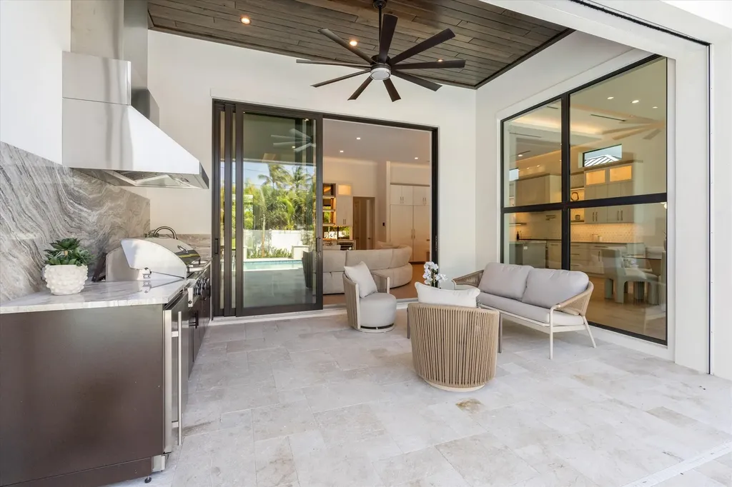 531 NW 13th Street Delray Beach FL 33444