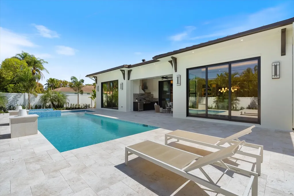 531 NW 13th Street Delray Beach FL 33444