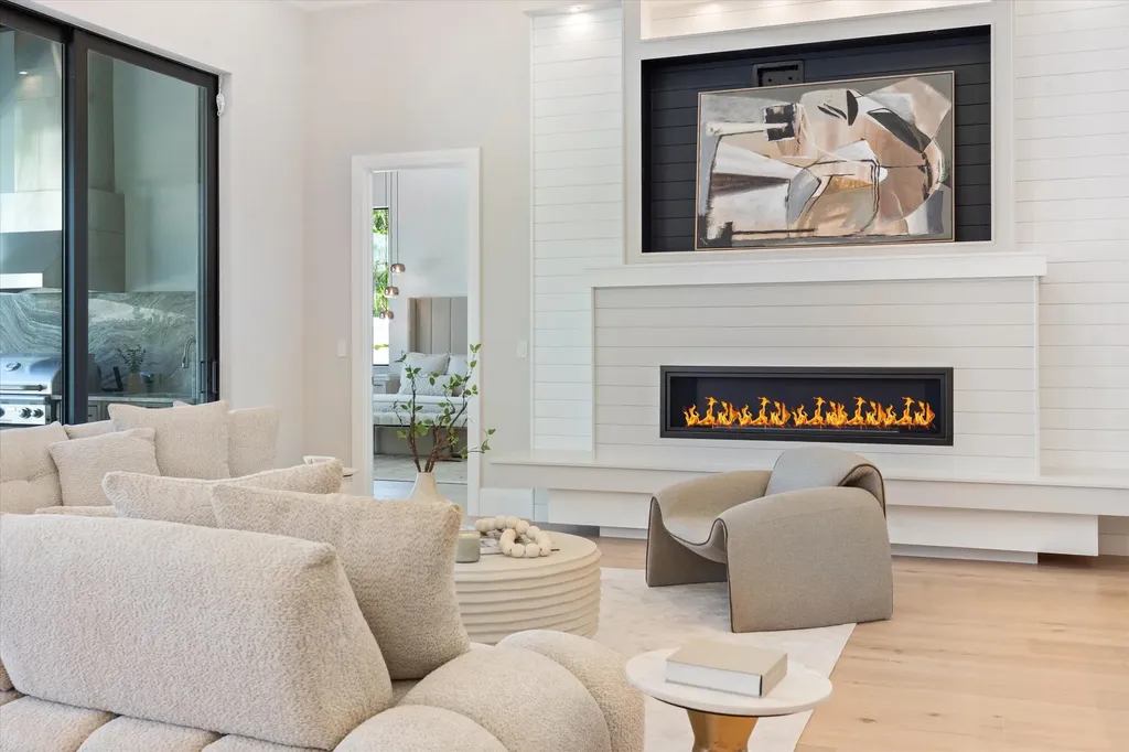 531 NW 13th Street Delray Beach FL 33444