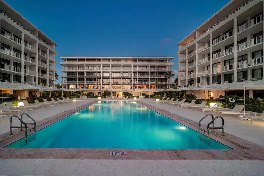 2784 S Ocean Boulevard Palm Beach FL 33480