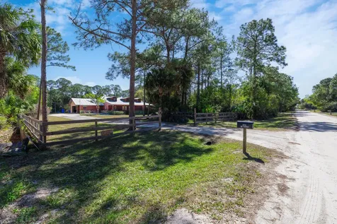8446 92nd Avenue Vero Beach FL 32967
