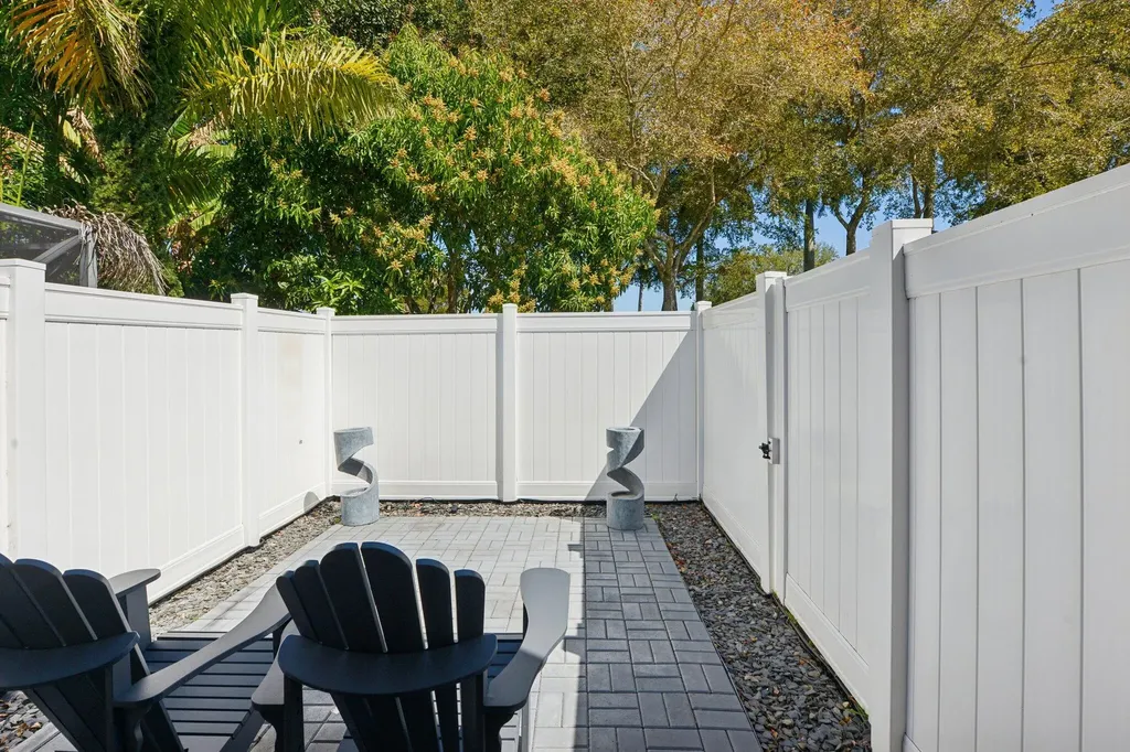 21024 Country Creek Drive Boca Raton FL 33428