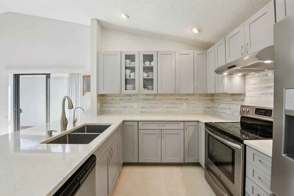 21024 Country Creek Drive Boca Raton FL 33428