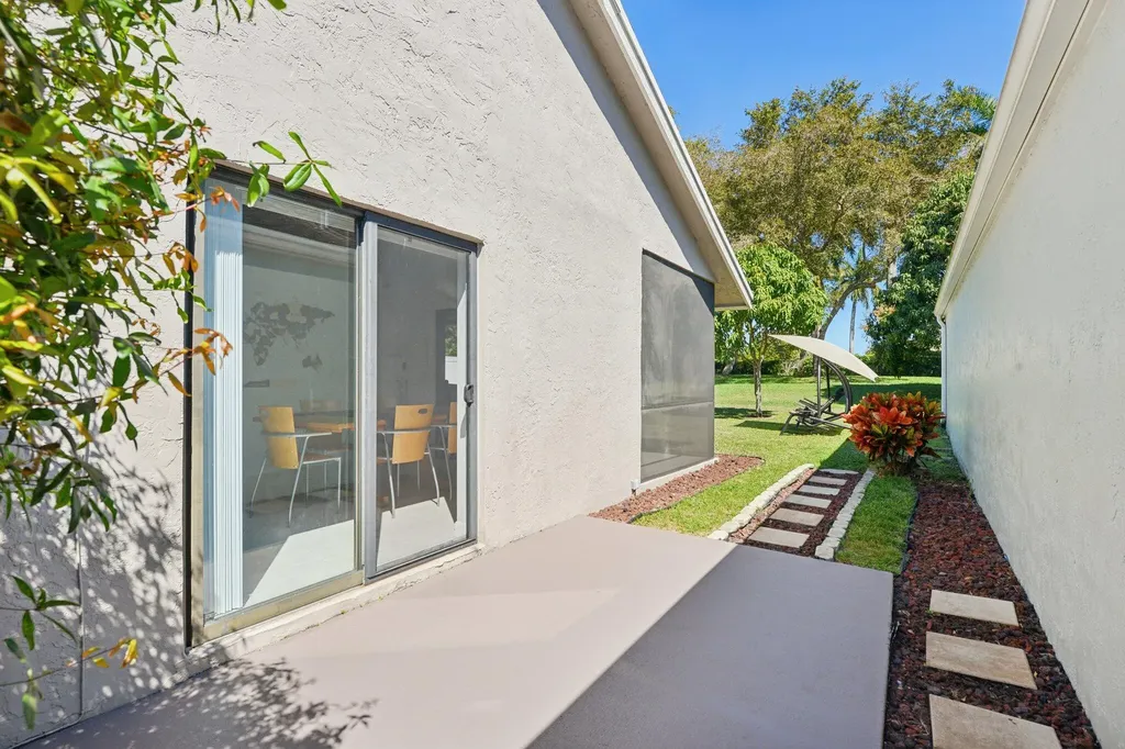 21024 Country Creek Drive Boca Raton FL 33428