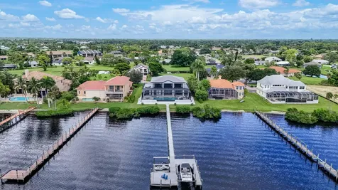6390 River Club Court North Fort Myers FL 33917