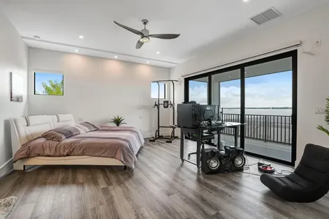 6390 River Club Court North Fort Myers FL 33917