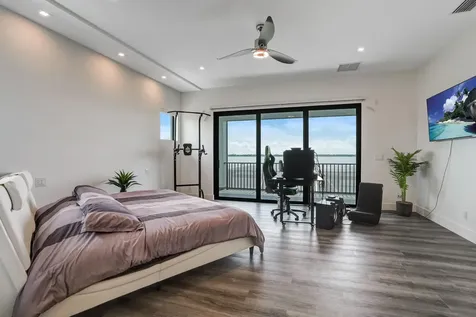 6390 River Club Court North Fort Myers FL 33917