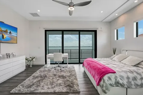 6390 River Club Court North Fort Myers FL 33917