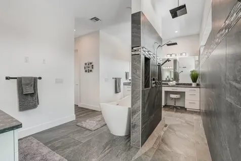 6390 River Club Court North Fort Myers FL 33917