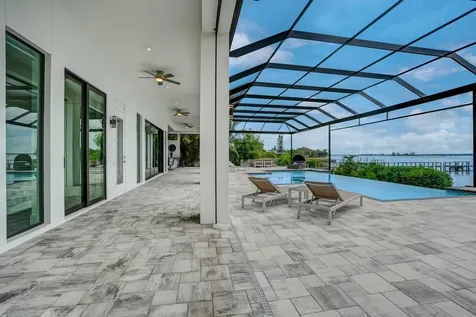 6390 River Club Court North Fort Myers FL 33917