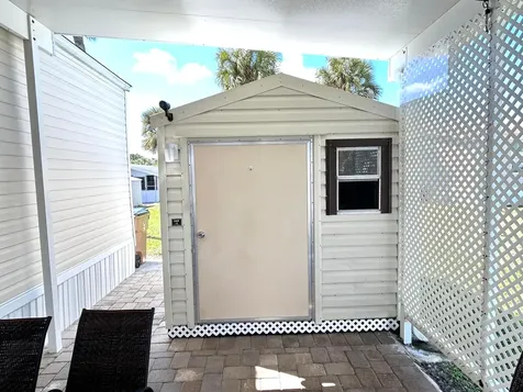 613 Jasmine Lane Deerfield Beach FL 33442