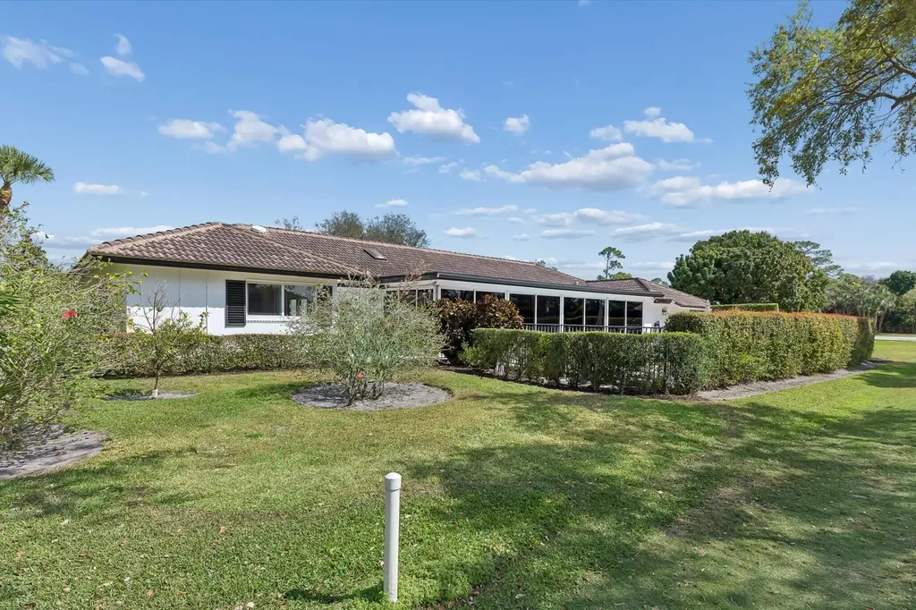 4755 Loquat Circle Boynton Beach FL 33436