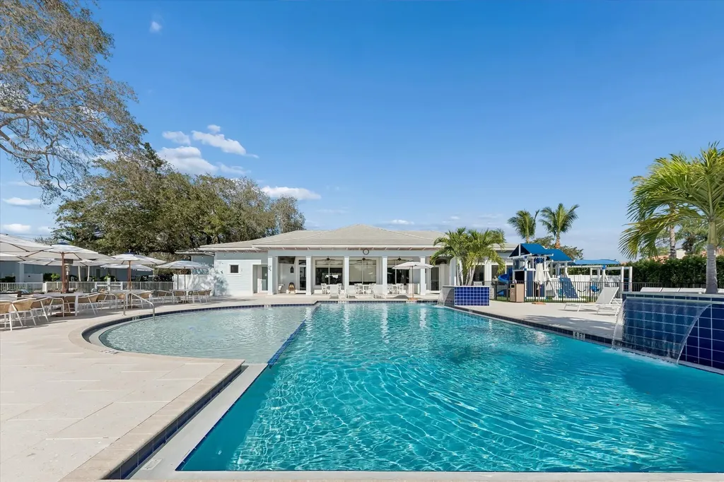 4755 Loquat Circle Boynton Beach FL 33436