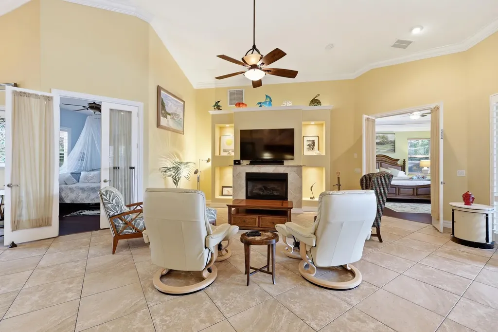 2412 SE Saint Lucie Boulevard Stuart FL 34996