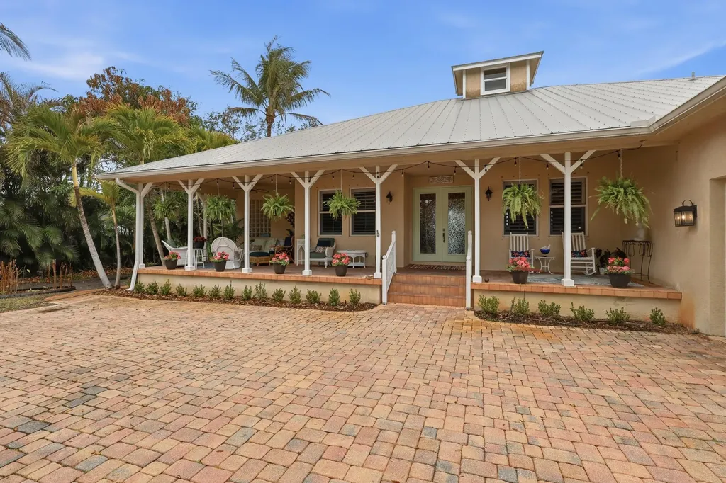 2412 SE Saint Lucie Boulevard Stuart FL 34996