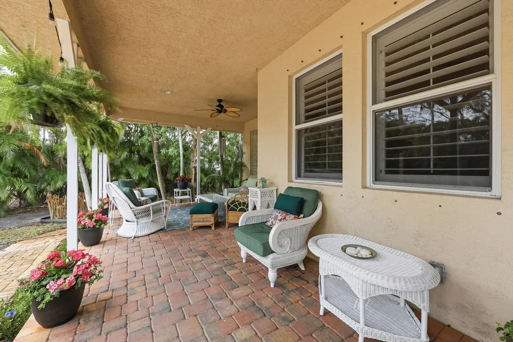 2412 SE Saint Lucie Boulevard Stuart FL 34996