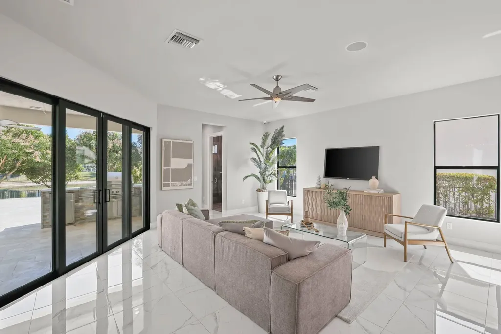 7015 NW 27th Avenue Boca Raton FL 33496