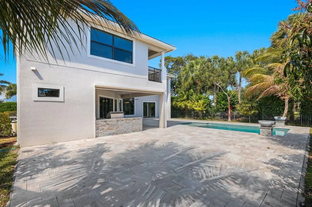 7015 NW 27th Avenue Boca Raton FL 33496