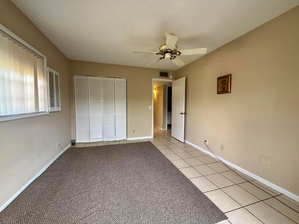 894 Flanders S Delray Beach FL 33484