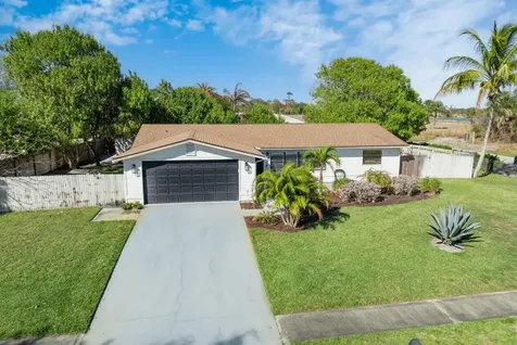 221 Caprol Lane Sebastian FL 32958