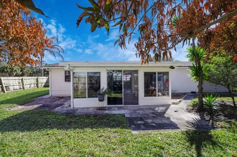 221 Caprol Lane Sebastian FL 32958
