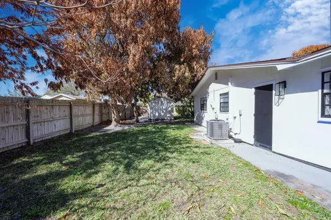 221 Caprol Lane Sebastian FL 32958