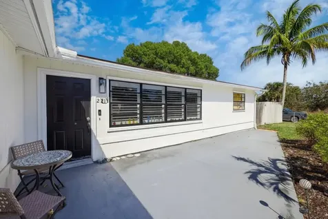 221 Caprol Lane Sebastian FL 32958