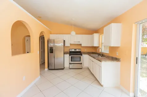 1718 SE Aires Lane Port St Lucie FL 34984