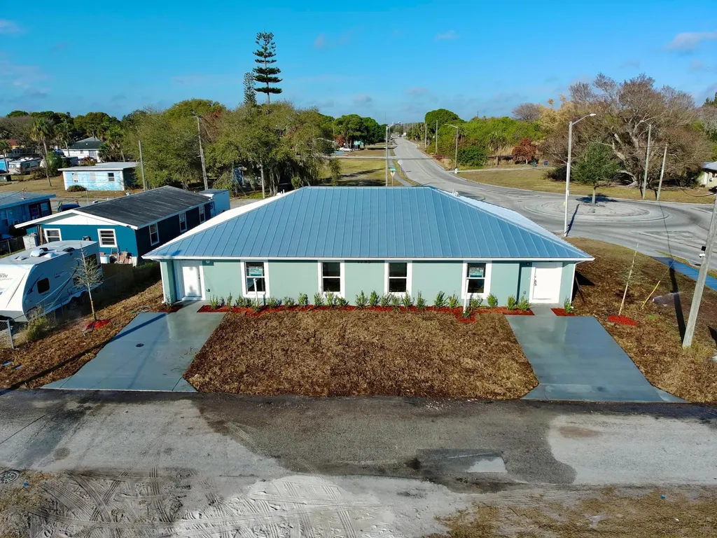 1795 N 16th Court Fort Pierce FL 34950