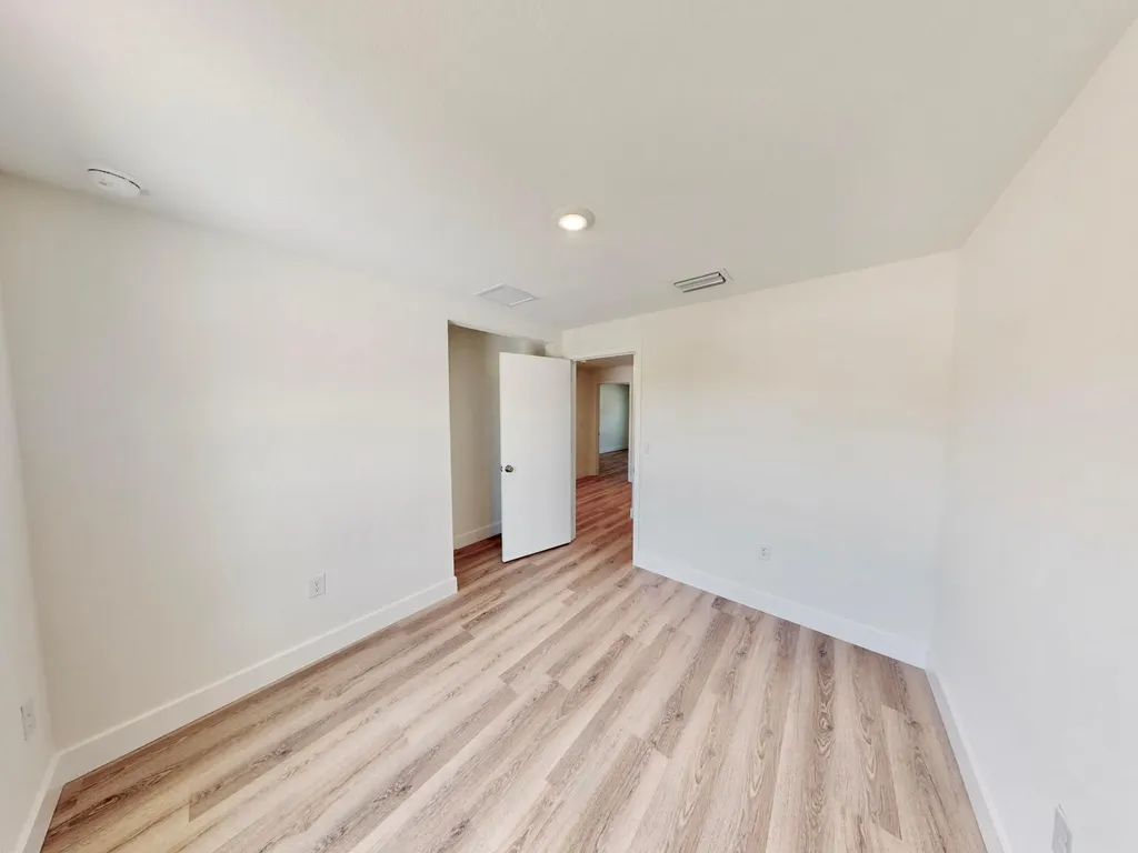1795 N 16th Court Fort Pierce FL 34950