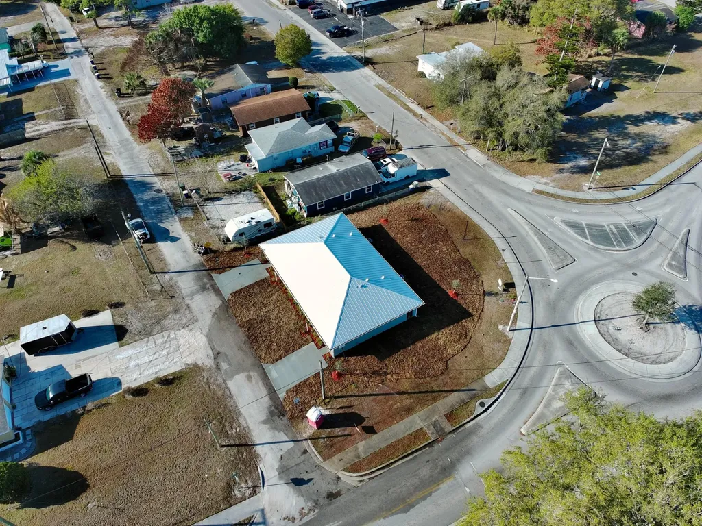1795 N 16th Court Fort Pierce FL 34950