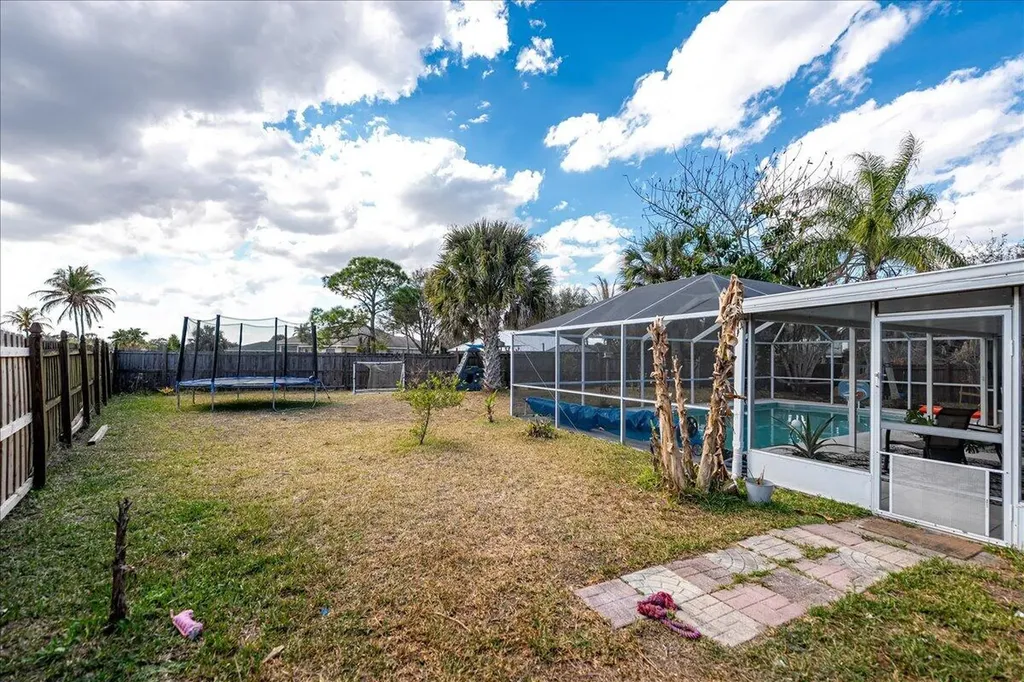 2382 SW Blaine Terrace Port St Lucie FL 34953