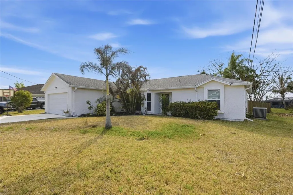 2382 SW Blaine Terrace Port St Lucie FL 34953