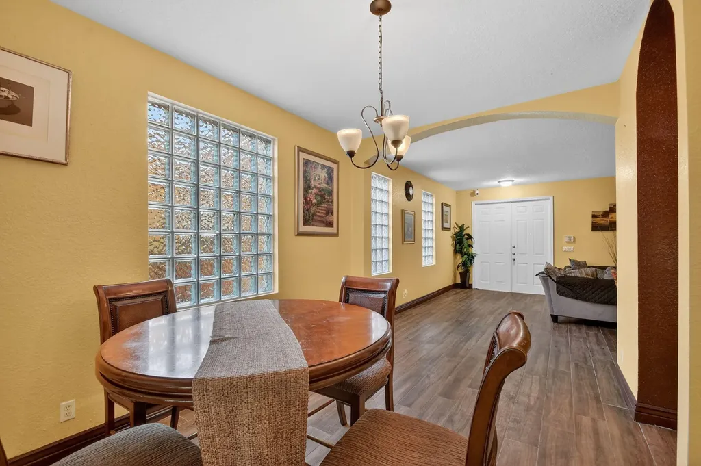 876 Gazetta Way West Palm Beach FL 33413