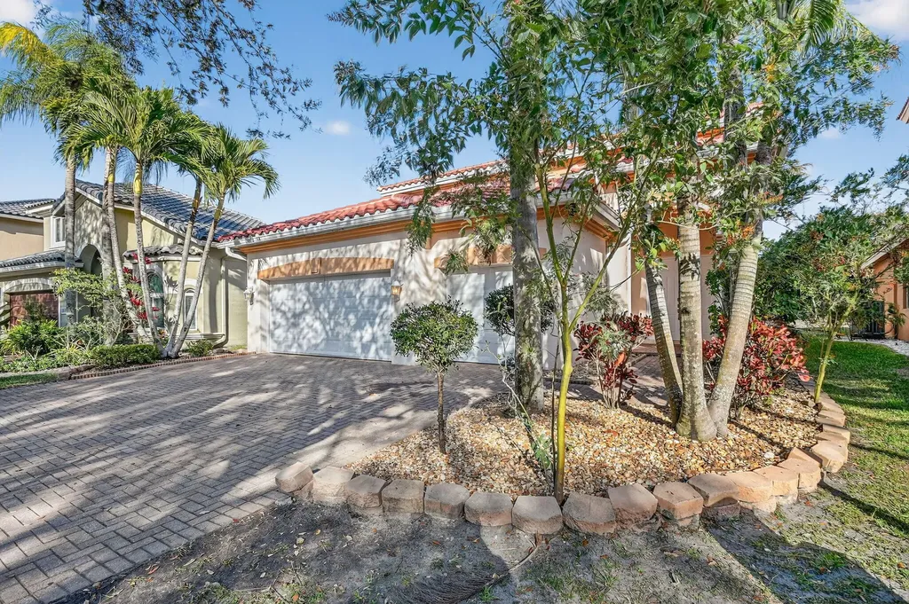 876 Gazetta Way West Palm Beach FL 33413