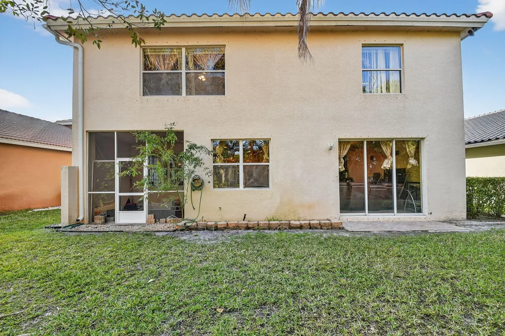 876 Gazetta Way West Palm Beach FL 33413