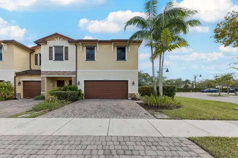 4622 Belgian Lane Davie FL 33314