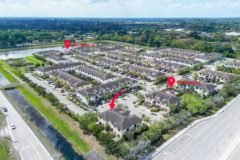 4622 Belgian Lane Davie FL 33314