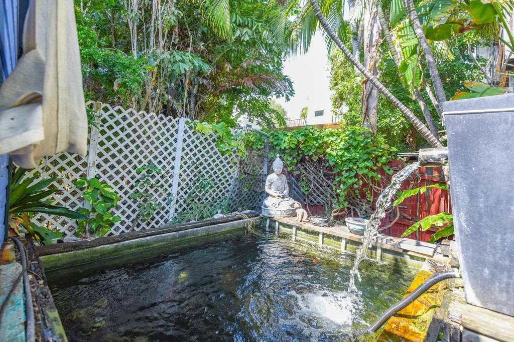 1425 Eliza Street Key West FL 33040