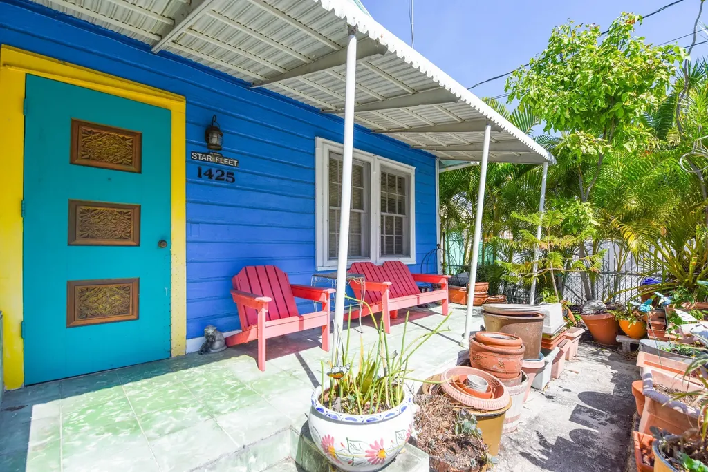 1425 Eliza Street Key West FL 33040