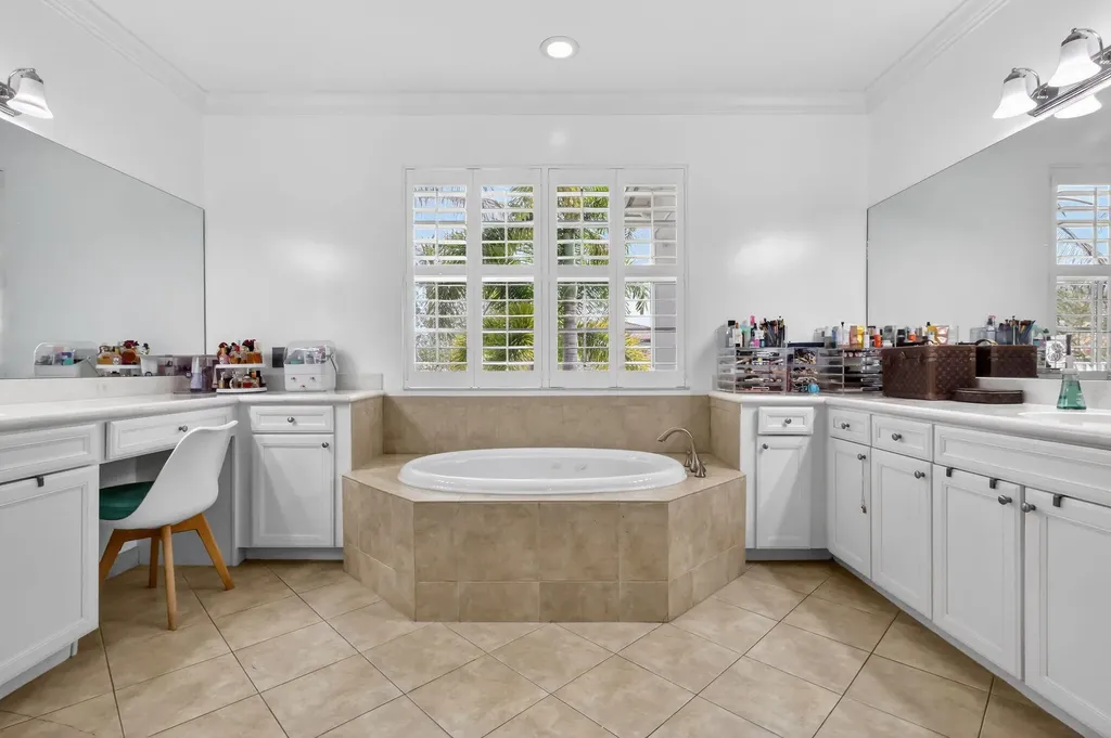 122 Andros Harbour Place Jupiter FL 33458