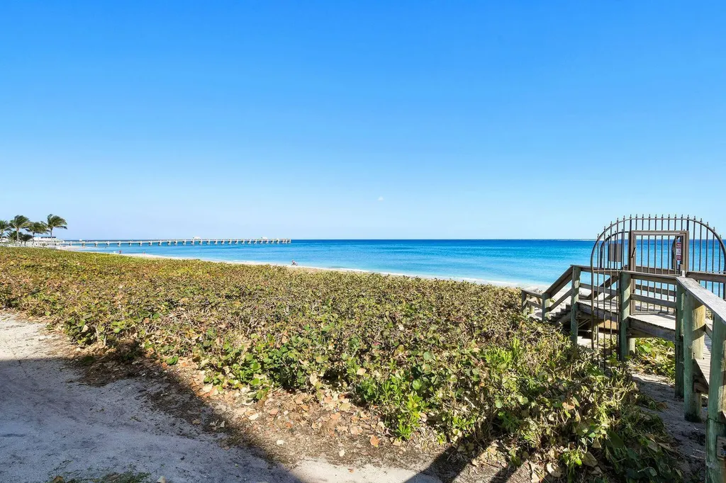 3100 S Ocean Boulevard Palm Beach FL 33480