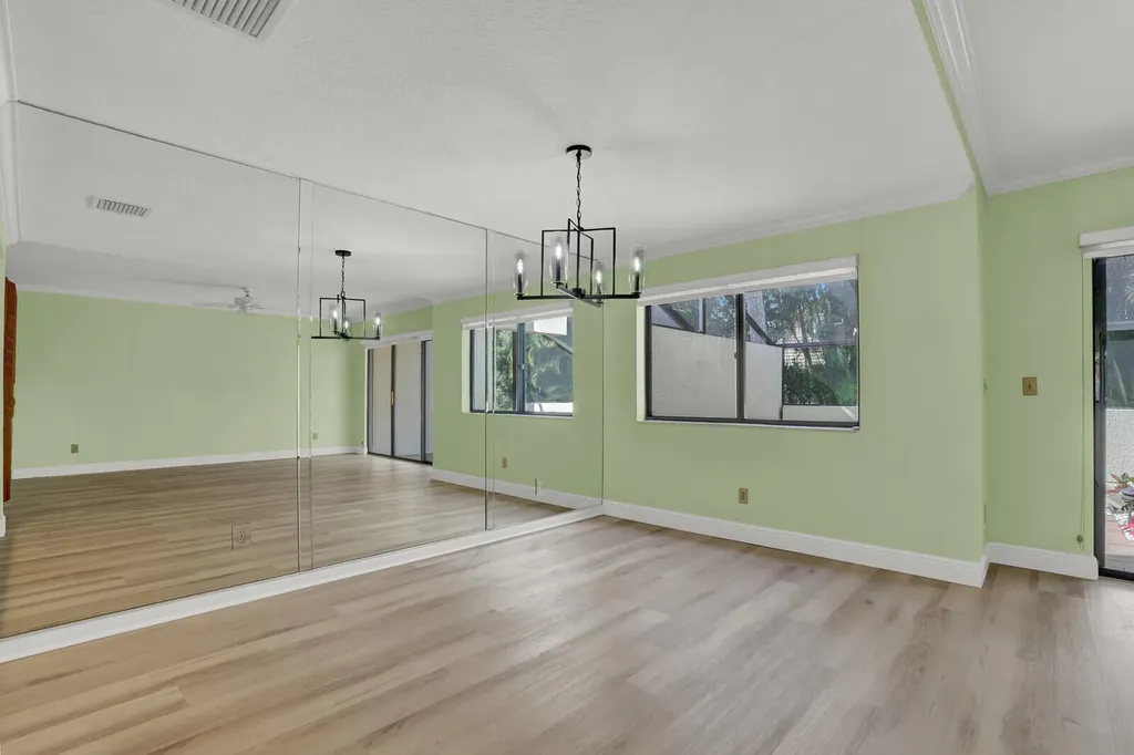 215 Oak Harbour Drive Juno Beach FL 33408