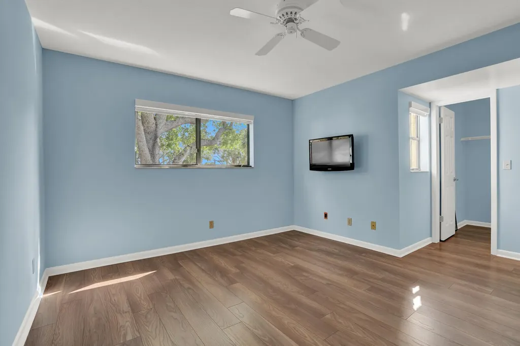 215 Oak Harbour Drive Juno Beach FL 33408