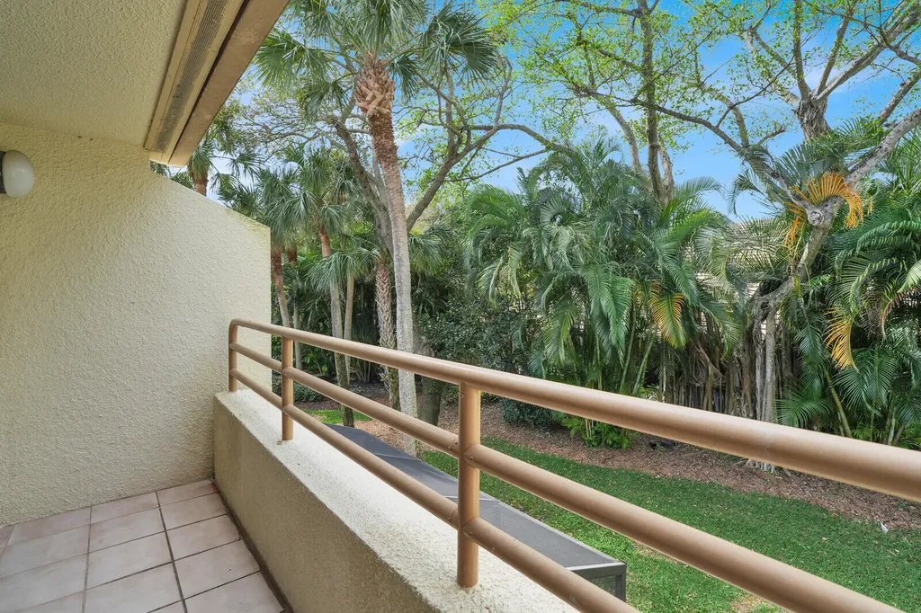 215 Oak Harbour Drive Juno Beach FL 33408