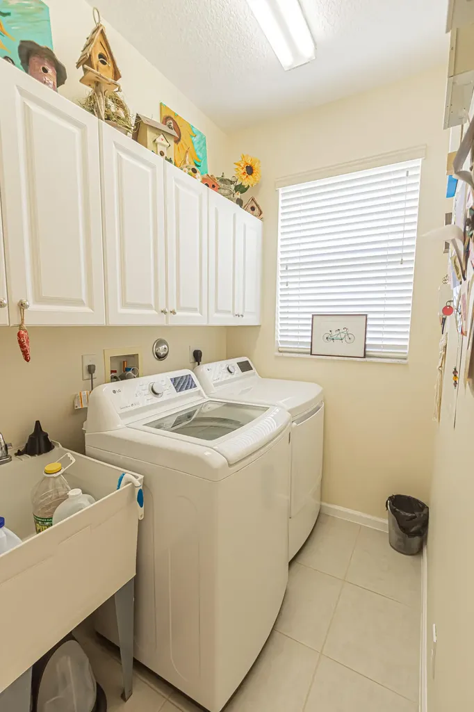 11421 SW Kingslake Circle Port St Lucie FL 34987
