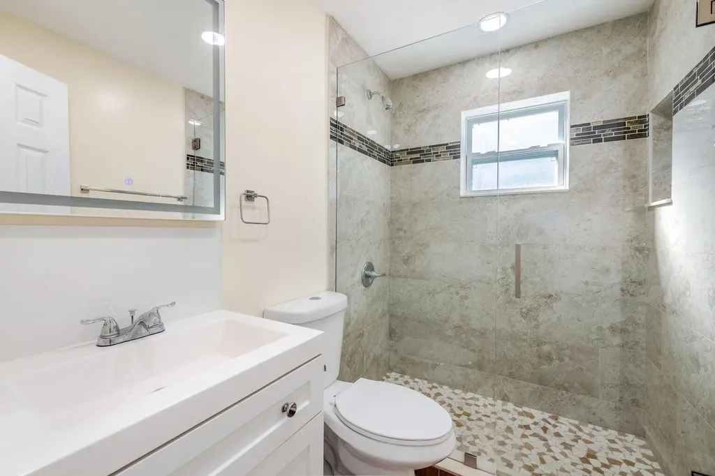 3914 Serubi Avenue Palm Springs FL 33461