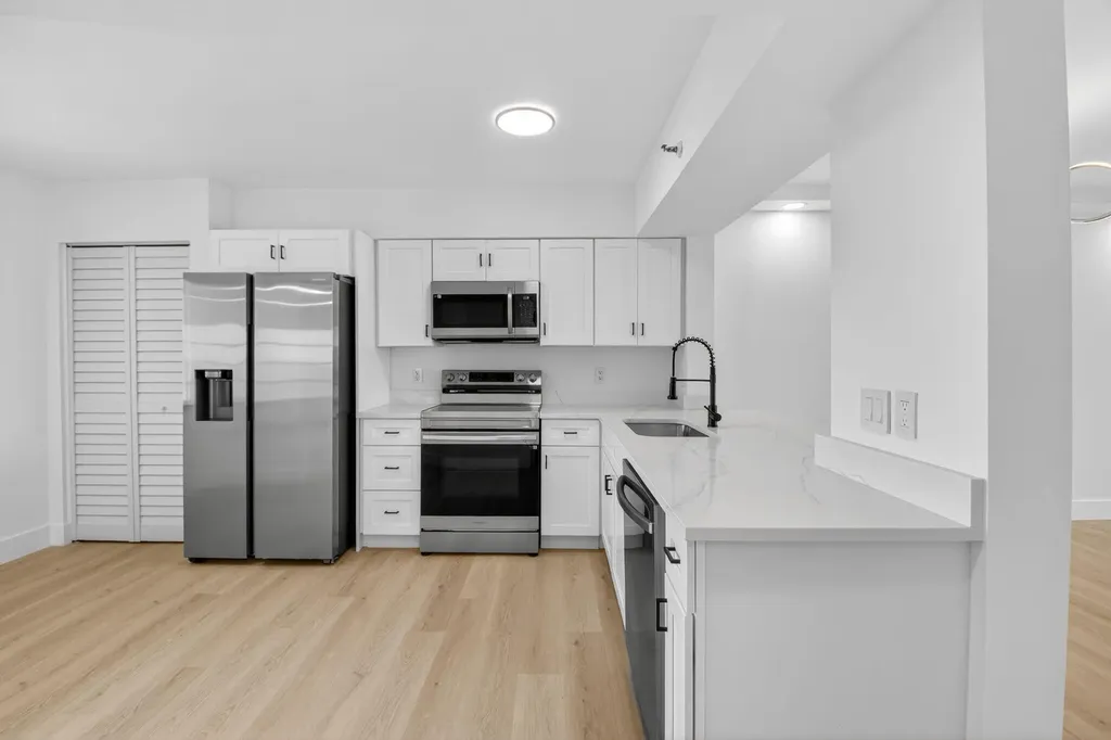 14475 Strathmore Lane Delray Beach FL 33446